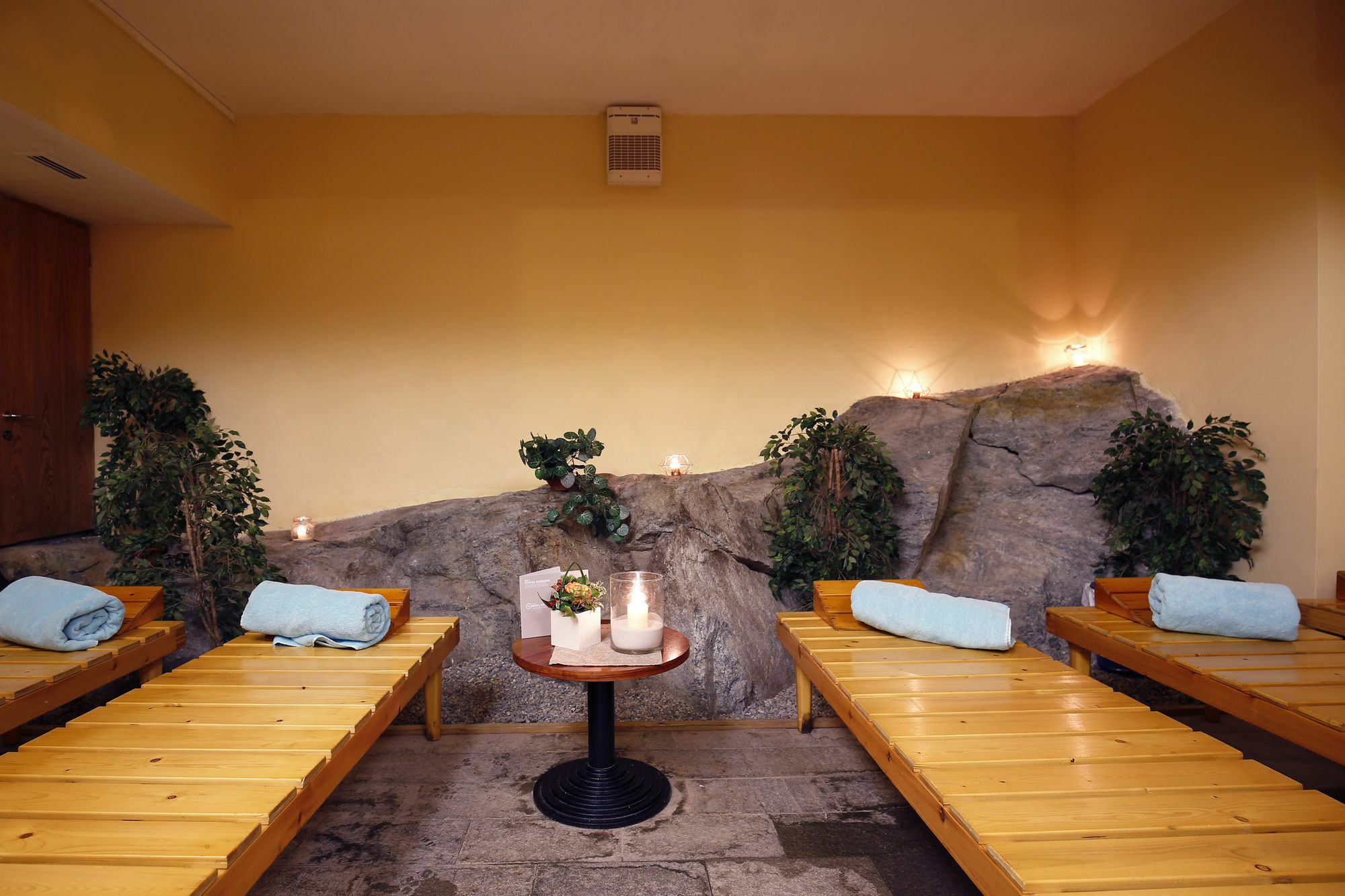 La Trinite Monboso Hotel